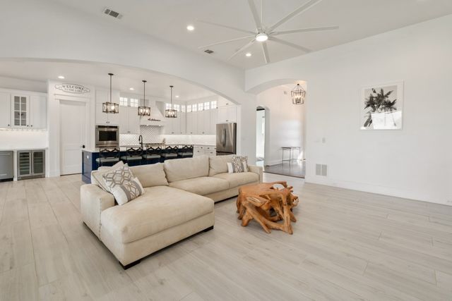 25 Carson Road, Mabank, TX 75156