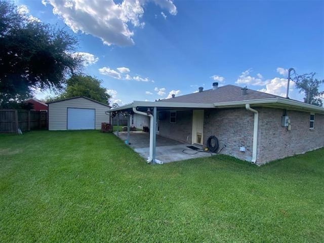 1009 Hickman Street, Westlake, LA 70669
