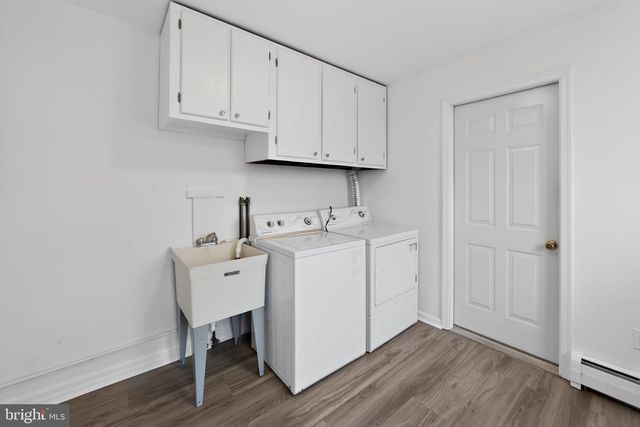 7 FAWN CIR, Malvern, PA 19355