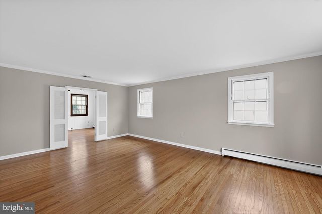 7 FAWN CIR, Malvern, PA 19355