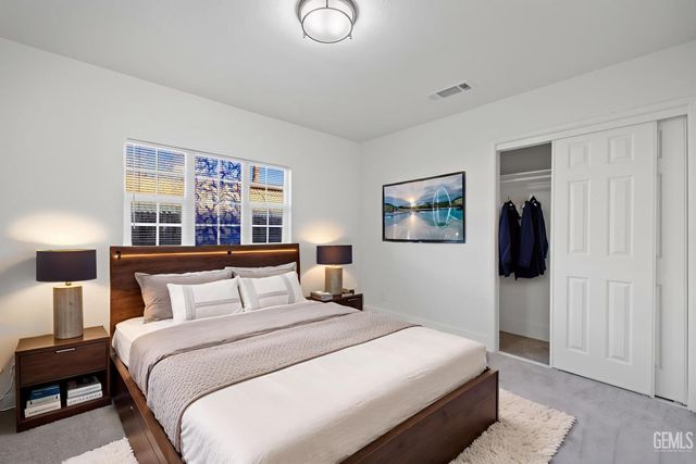 1209 Woodrow Avenue, Bakersfield, CA 93308