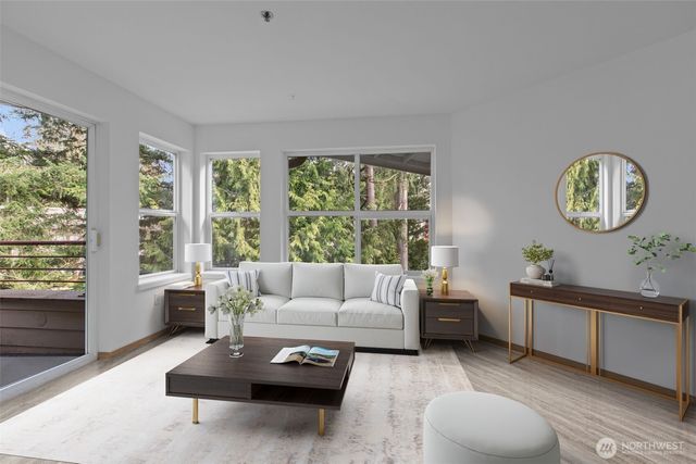 1822 152nd #E-308, Bellevue, WA 98007