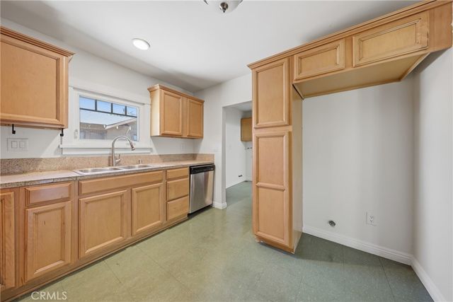 1132 E Citrus Avenue, Redlands, CA 92374