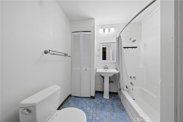 1132 E Citrus Avenue, Redlands, CA 92374