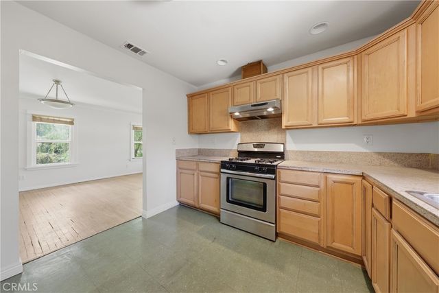 1132 E Citrus Avenue, Redlands, CA 92374
