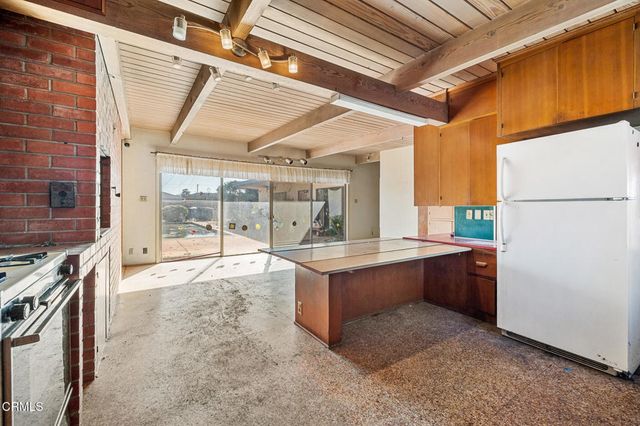 630 W Roderick Avenue, Oxnard, CA 93030