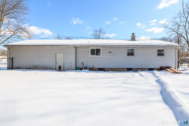 23 Ridgefield Road, Wallingford, CT 06492