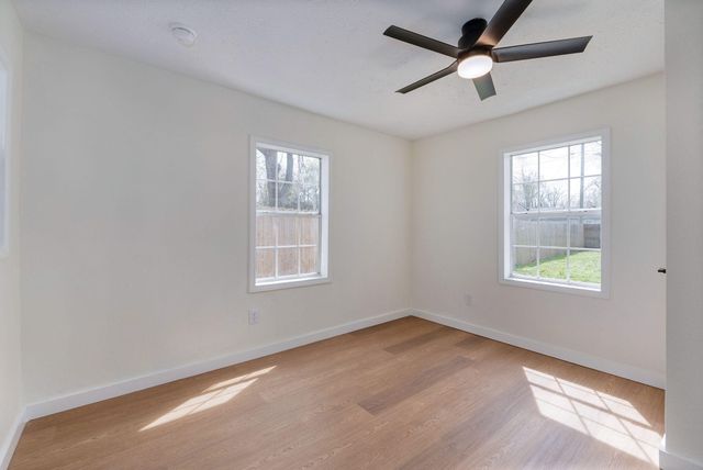 1520 E Cherokee Street, Springfield, MO 65804