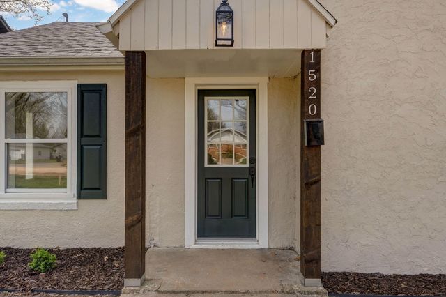 1520 E Cherokee Street, Springfield, MO 65804