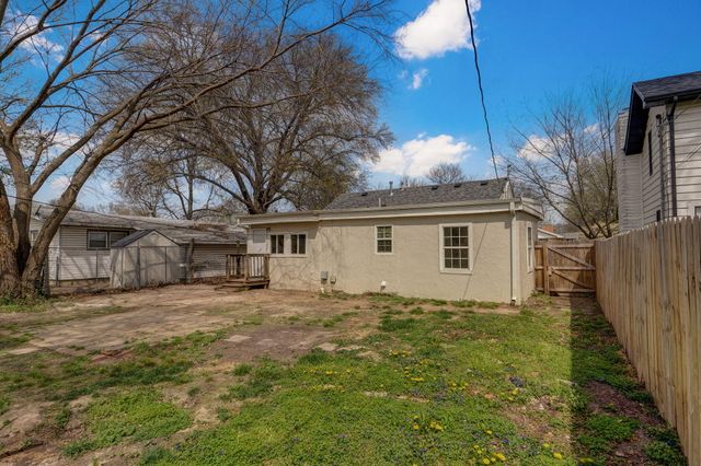 1520 E Cherokee Street, Springfield, MO 65804