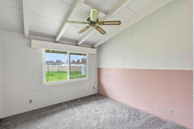 807 S Mcauliff Street, Visalia, CA 93292