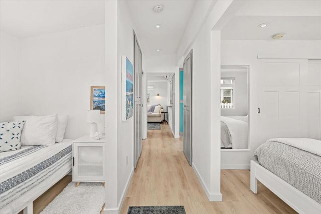 20 El Paseo Street, Newport Beach, CA 92663