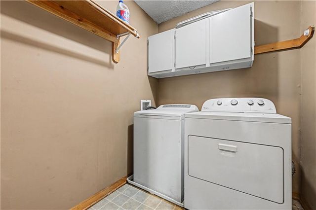 15171 W 154th Street, Olathe, KS 66062