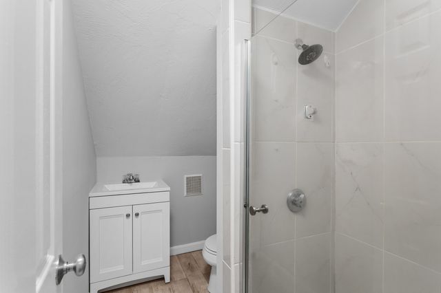 28 Windsor St, Everett, MA 02149