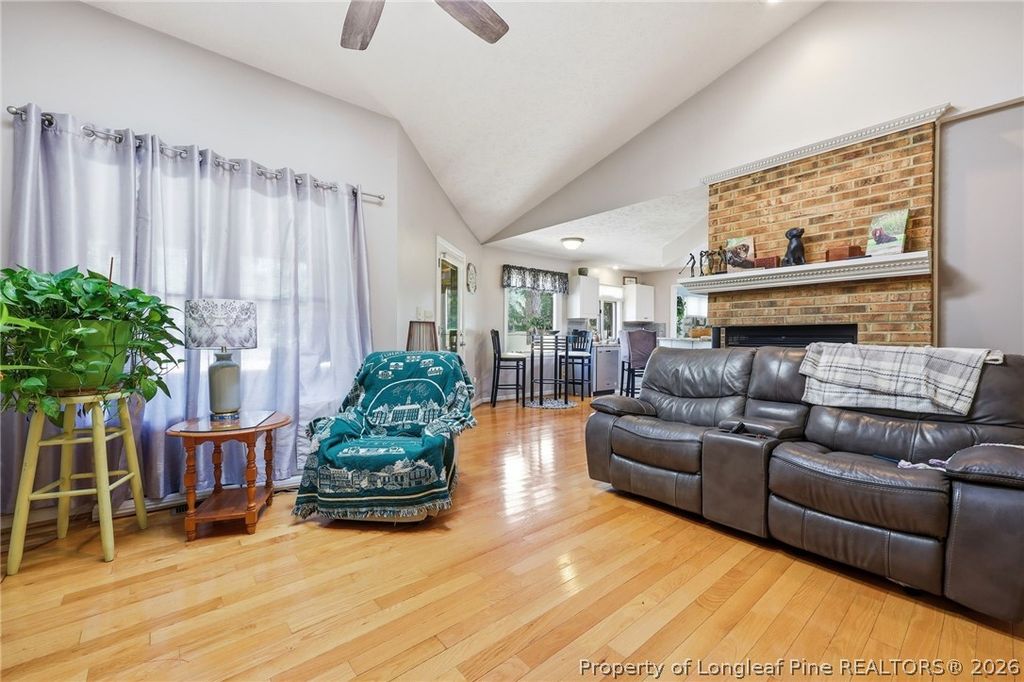 573 Broadmoor Court, Sanford, NC 27332 — photo 6