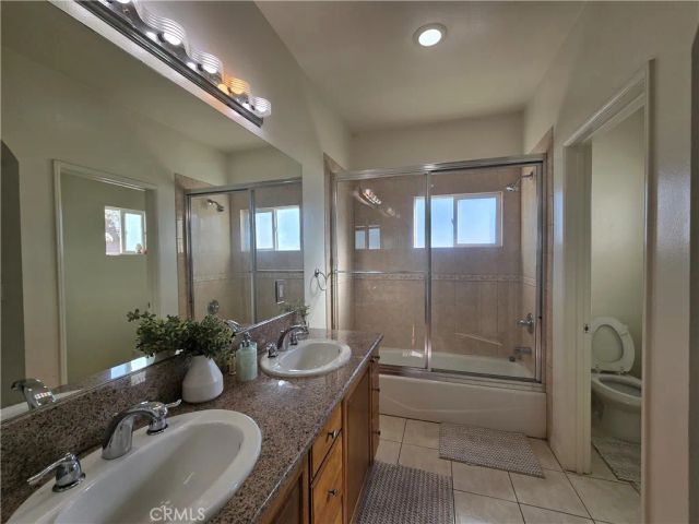8026 Telegraph, Downey, CA 90240