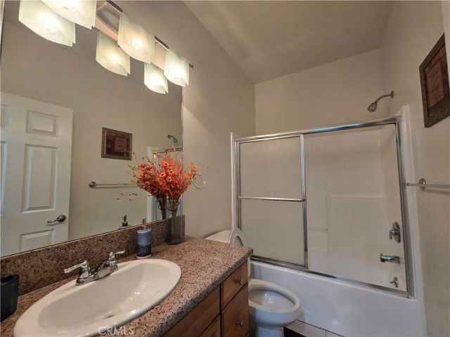 8026 Telegraph, Downey, CA 90240
