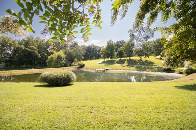 366 Guill Rd, Mount Juliet, TN 37122