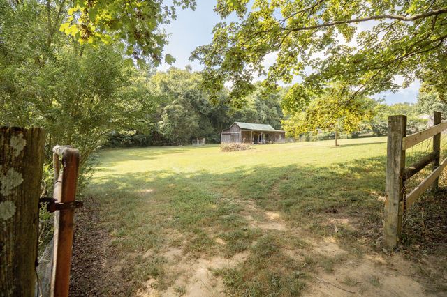 366 Guill Rd, Mount Juliet, TN 37122