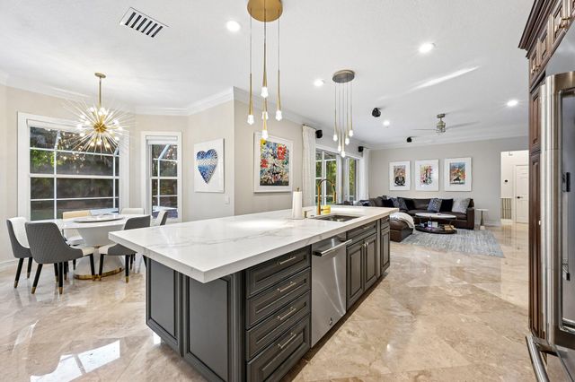 1664 VICTORIA POINTE Lane, Weston, FL 33327