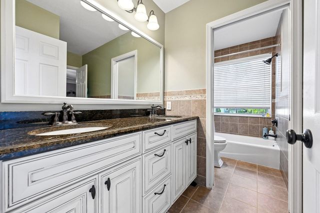 1664 VICTORIA POINTE Lane, Weston, FL 33327