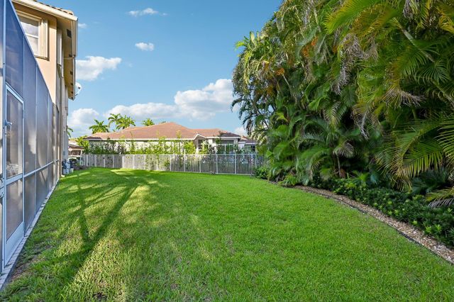 1664 VICTORIA POINTE Lane, Weston, FL 33327