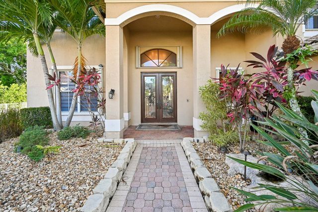 1664 VICTORIA POINTE Lane, Weston, FL 33327