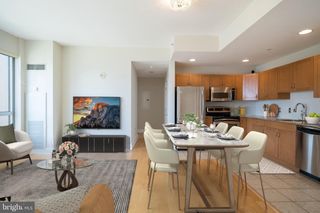 901 N Penn St Unit P707, Philadelphia, PA 19123