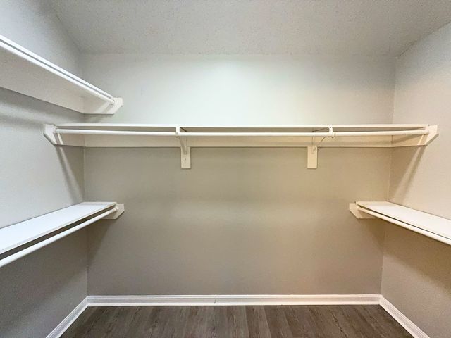 704 Inglewood Trail, Desoto, TX 75115