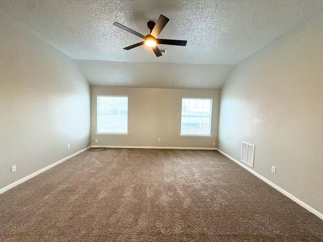 704 Inglewood Trail, Desoto, TX 75115