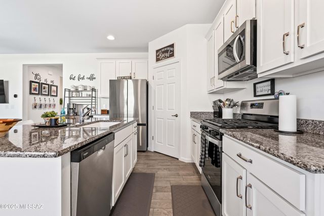 9785 E Copper Glance Trail, Tucson, AZ 85747