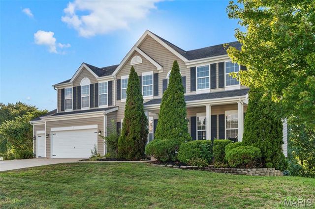 109 Crimson Oaks Court, Lake St Louis, MO 63367