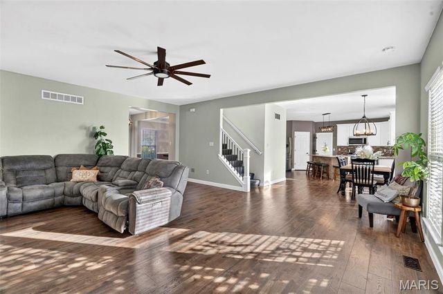 109 Crimson Oaks Court, Lake St Louis, MO 63367