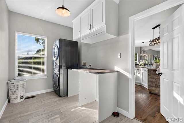 109 Crimson Oaks Court, Lake St Louis, MO 63367