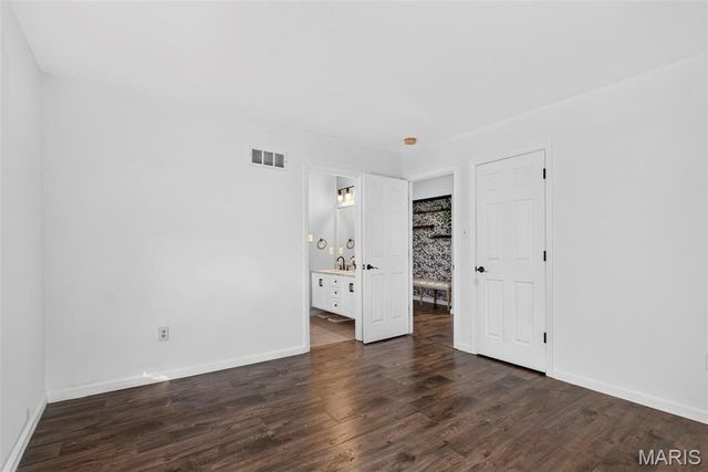 109 Crimson Oaks Court, Lake St Louis, MO 63367