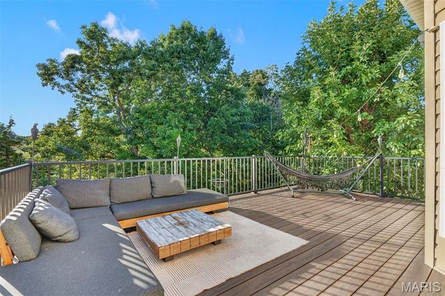 109 Crimson Oaks Court, Lake St Louis, MO 63367