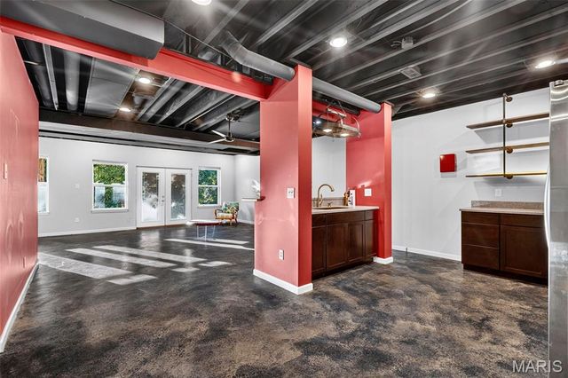 109 Crimson Oaks Court, Lake St Louis, MO 63367