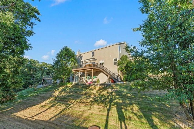 109 Crimson Oaks Court, Lake St Louis, MO 63367