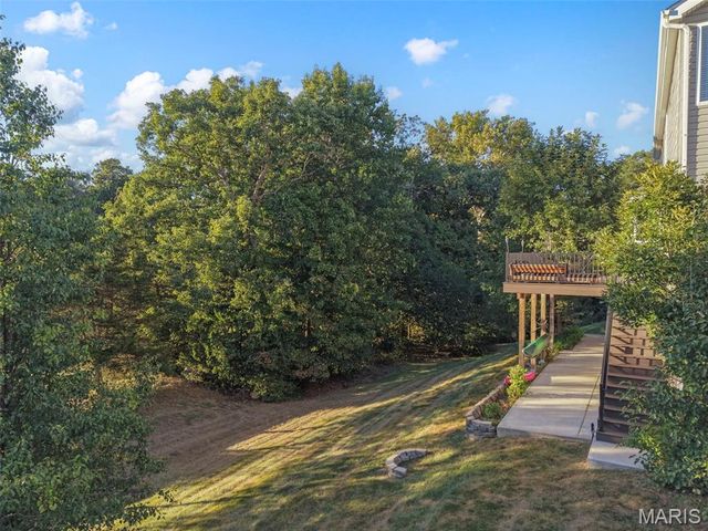 109 Crimson Oaks Court, Lake St Louis, MO 63367