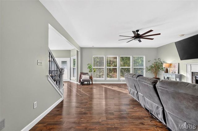 109 Crimson Oaks Court, Lake St Louis, MO 63367