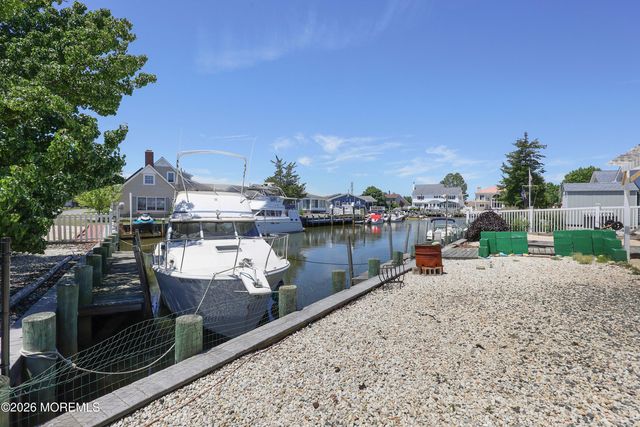 301 Richard Road, Forked River, NJ 08731
