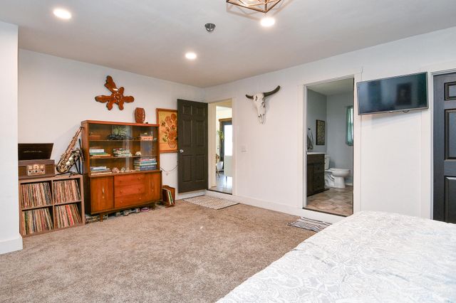 2645 W Woodlawn Street, Springfield, MO 65803