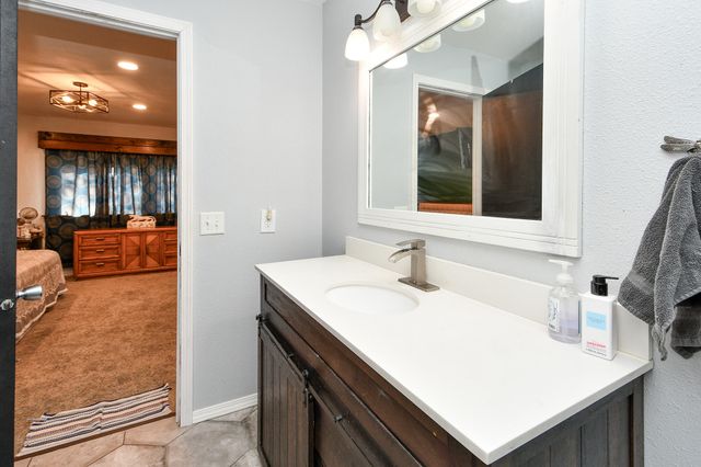 2645 W Woodlawn Street, Springfield, MO 65803