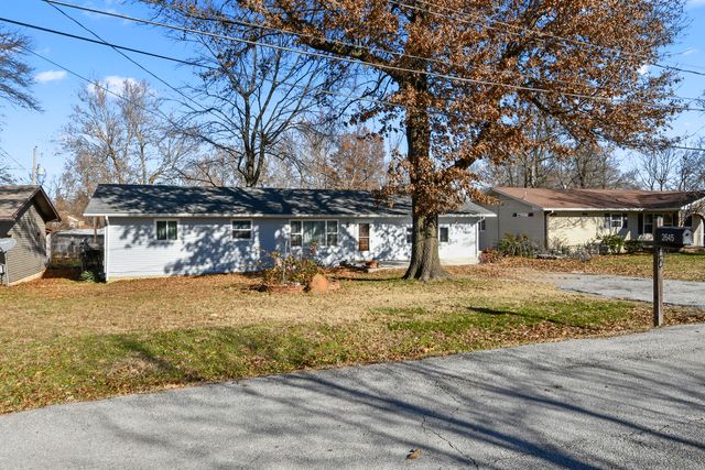 2645 W Woodlawn Street, Springfield, MO 65803
