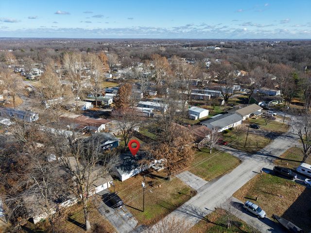 2645 W Woodlawn Street, Springfield, MO 65803