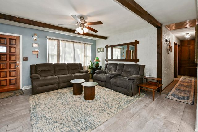 2645 W Woodlawn Street, Springfield, MO 65803