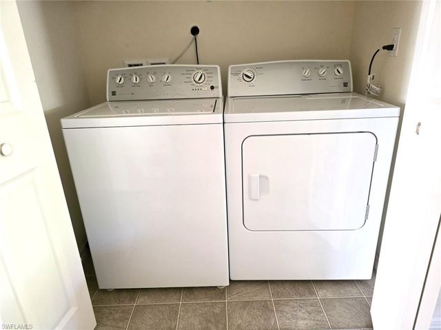 2217 SW 3rd AVE, Cape Coral, FL 33991