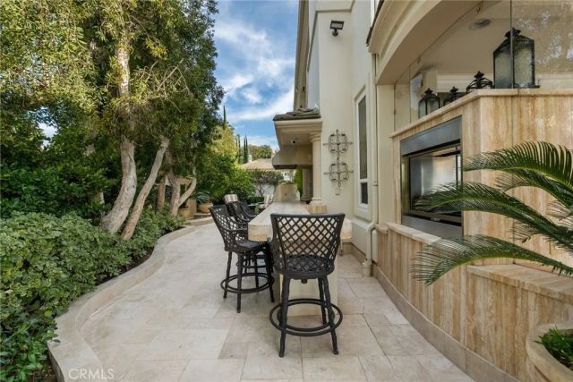 3724 Winford Drive, Tarzana, CA 91356