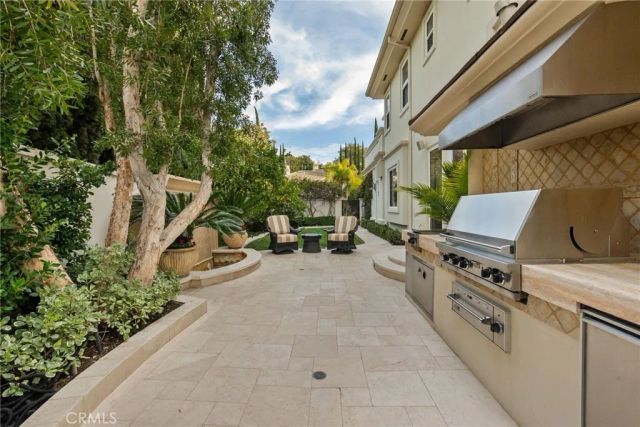 3724 Winford Drive, Tarzana, CA 91356