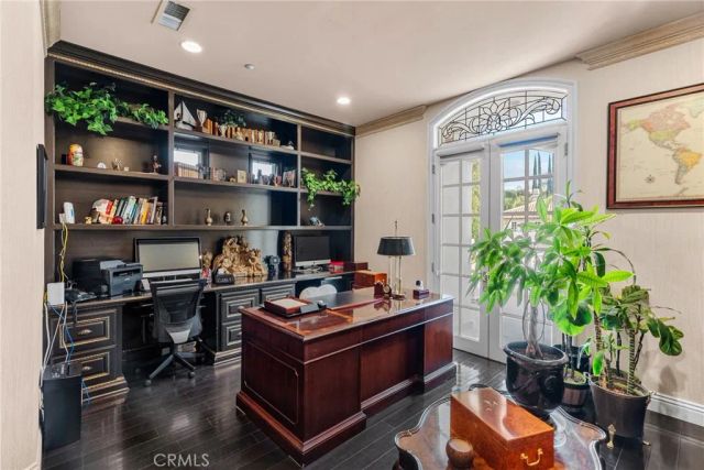 3724 Winford Drive, Tarzana, CA 91356
